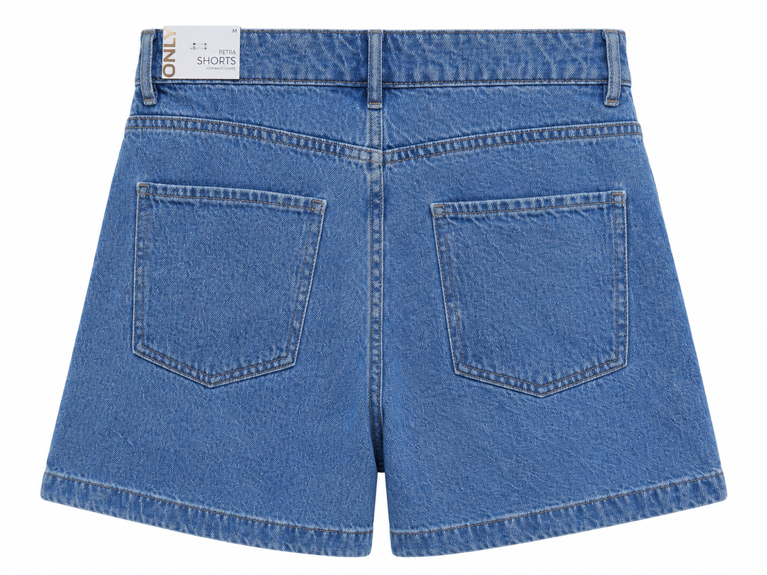 ONLY Petra Denim Shorts • M