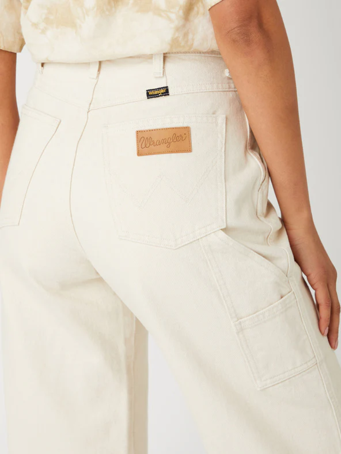 Wrangler Painter Wide Leg Jeans • 31/32