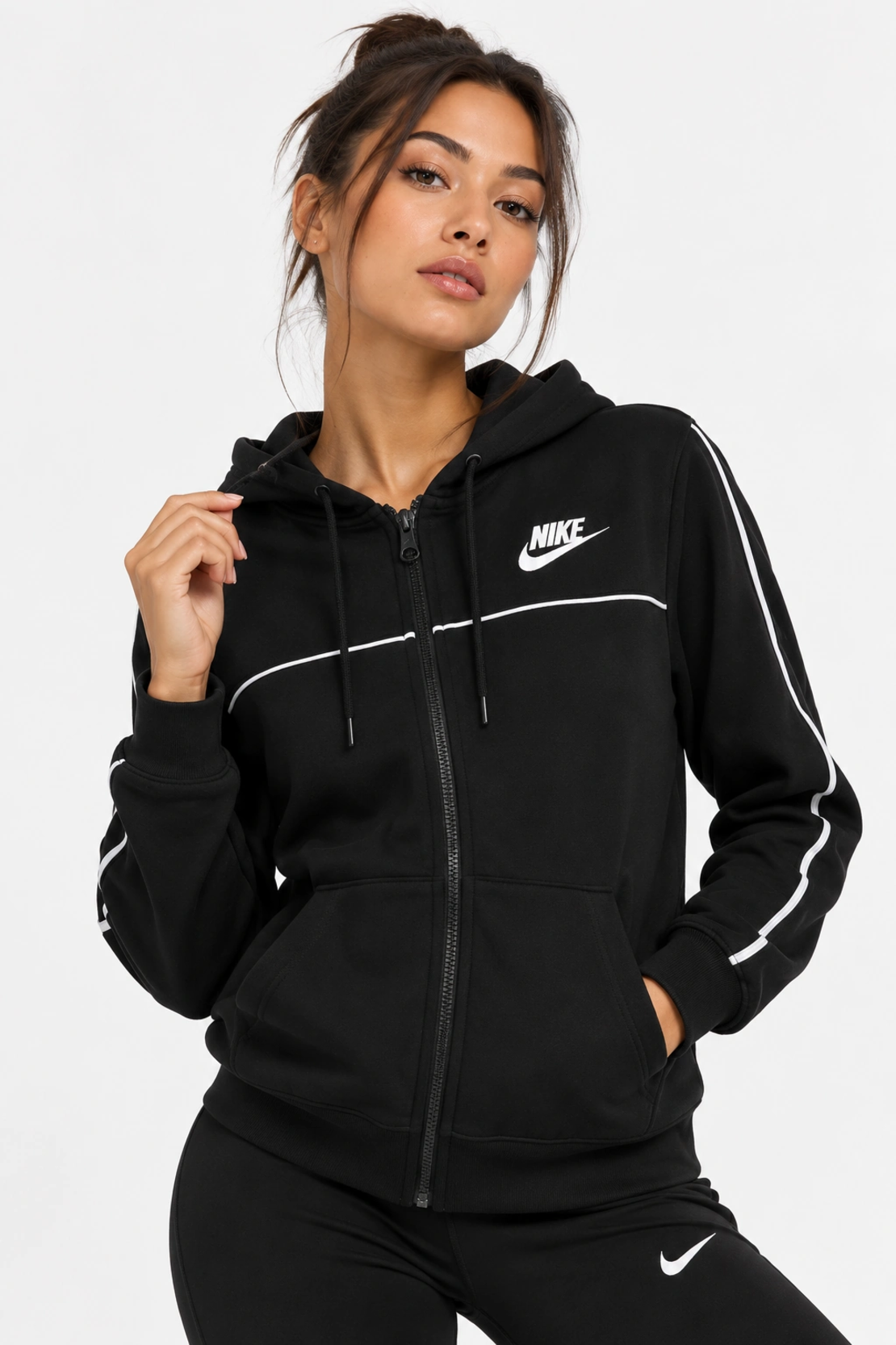 Nike дамски суичър • XS