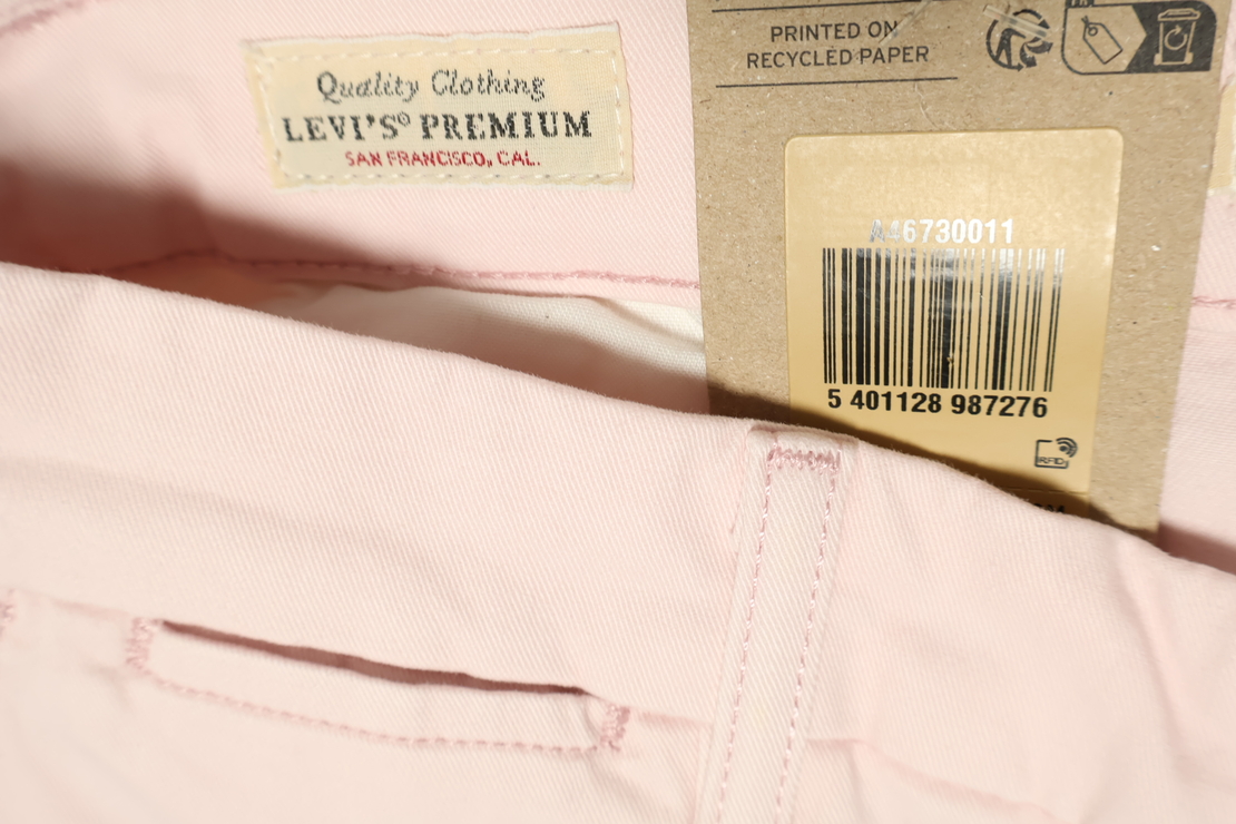 Levi’s Premium Essential Chino светлорозов дамски панталон W30/27