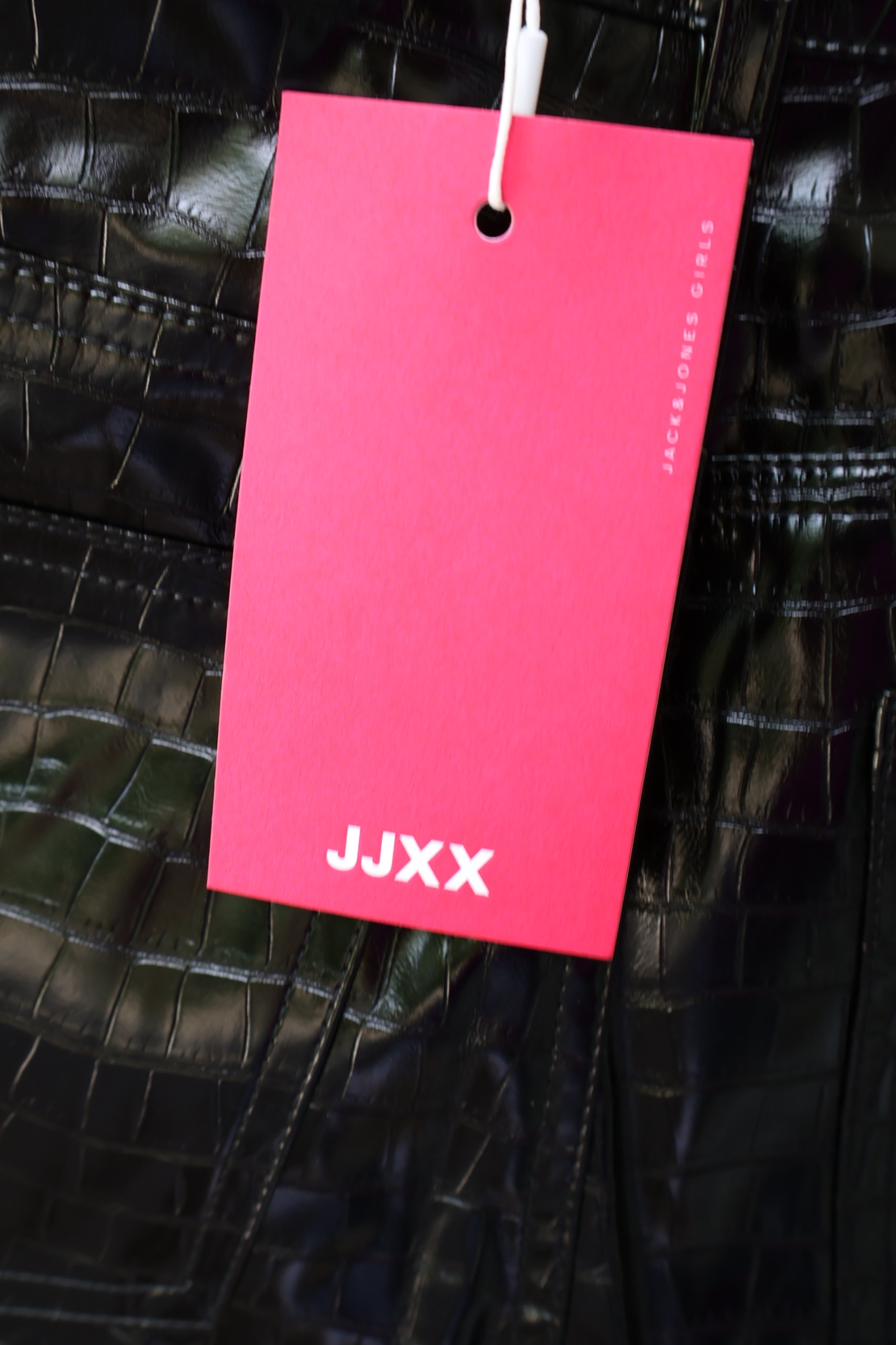 JJXX Черен панталон с кроко ефект • XS