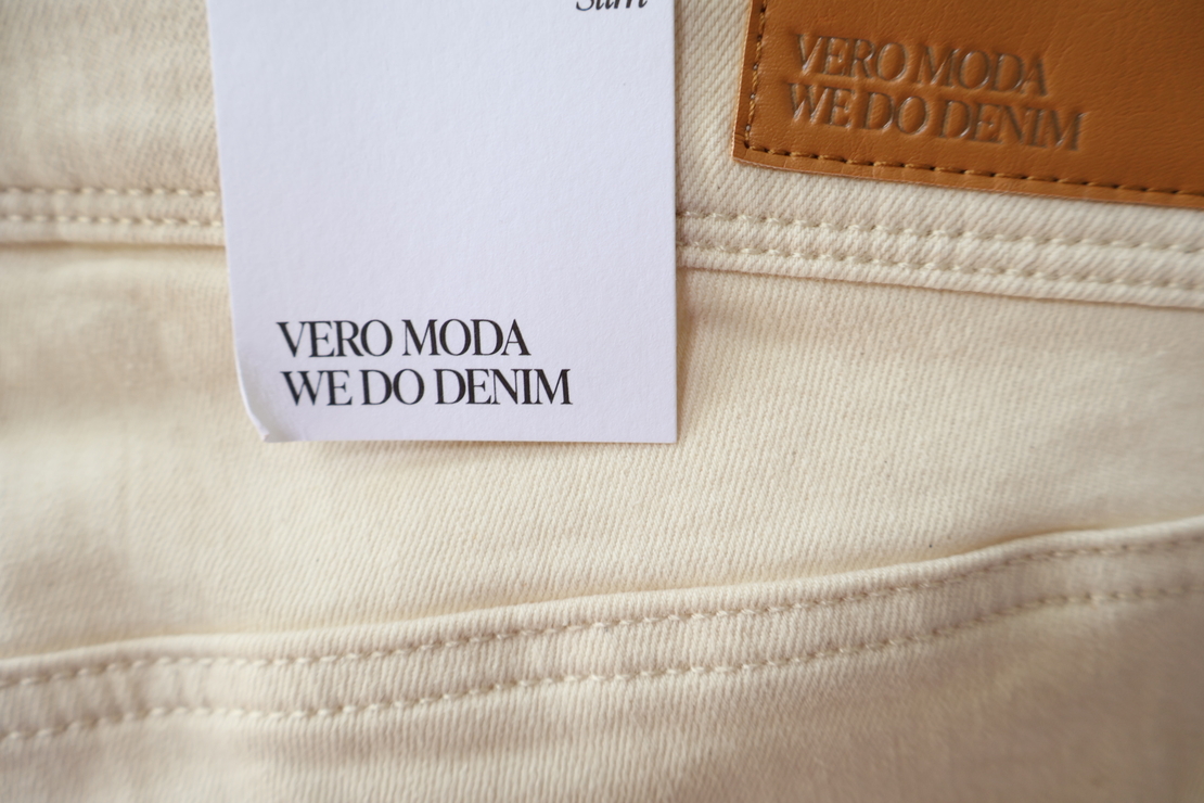 Vero Moda Кремави slim дънки •  XS