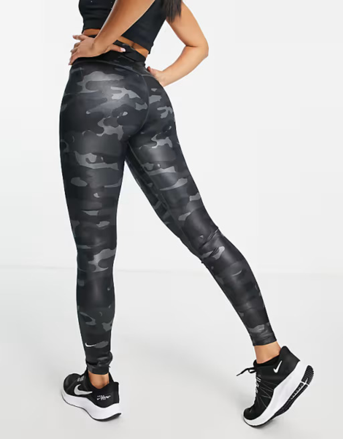 Nike Dri-FIT дамски клин • S