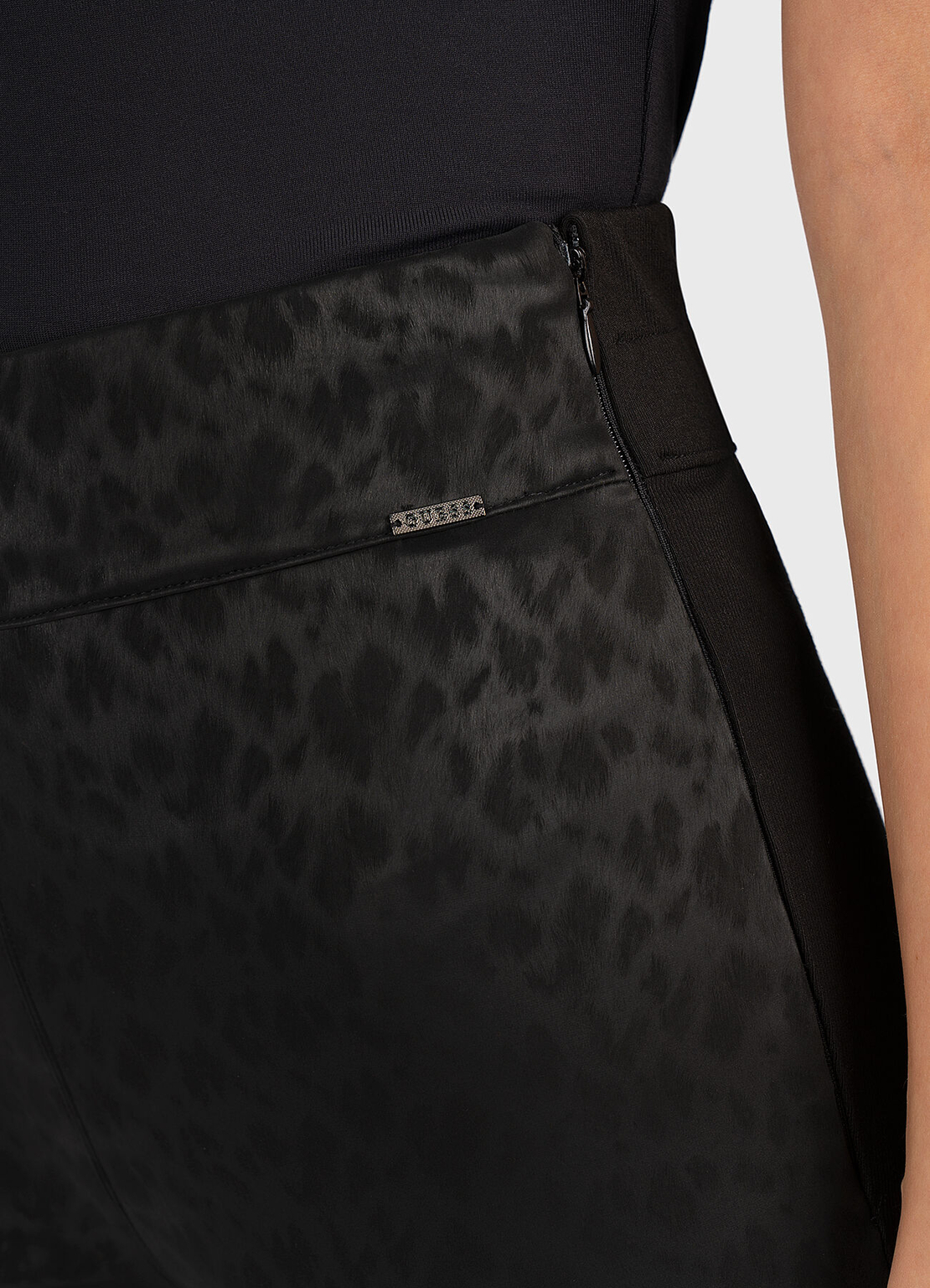 Guess New Priscilla Leggings • M