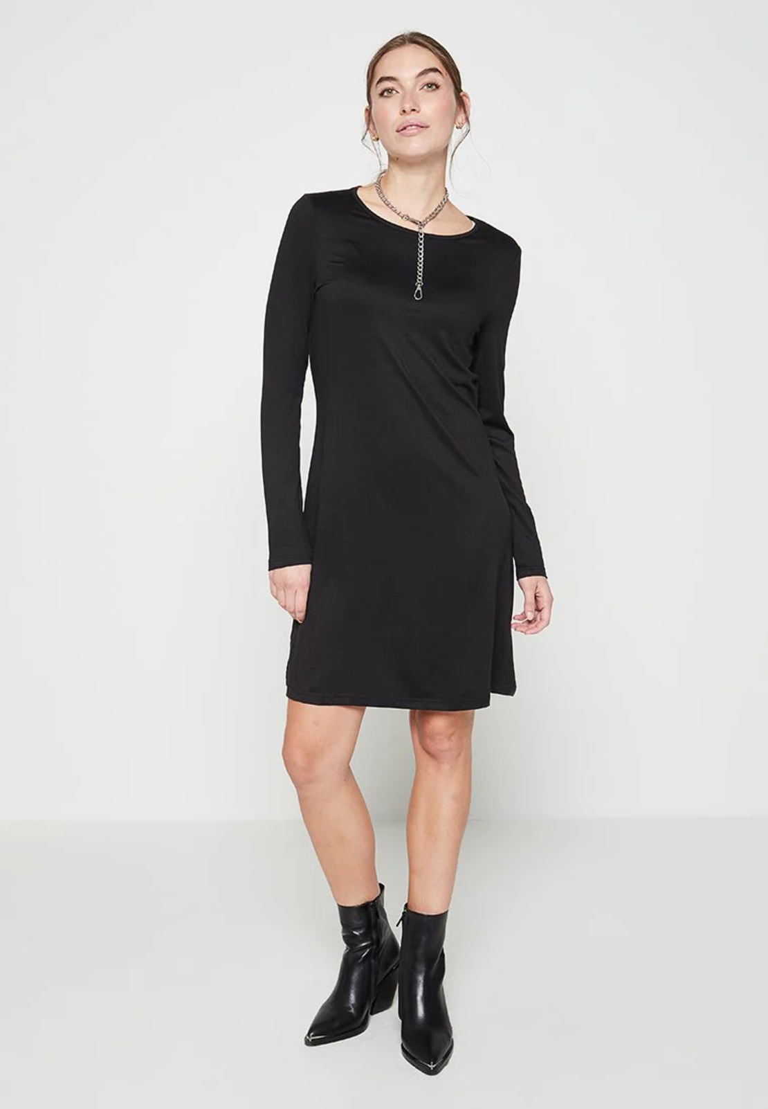 Vero Moda Черна Рокля • M
