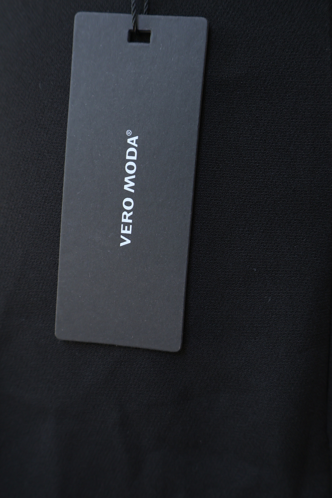Vero Moda Черна дълга пола • M