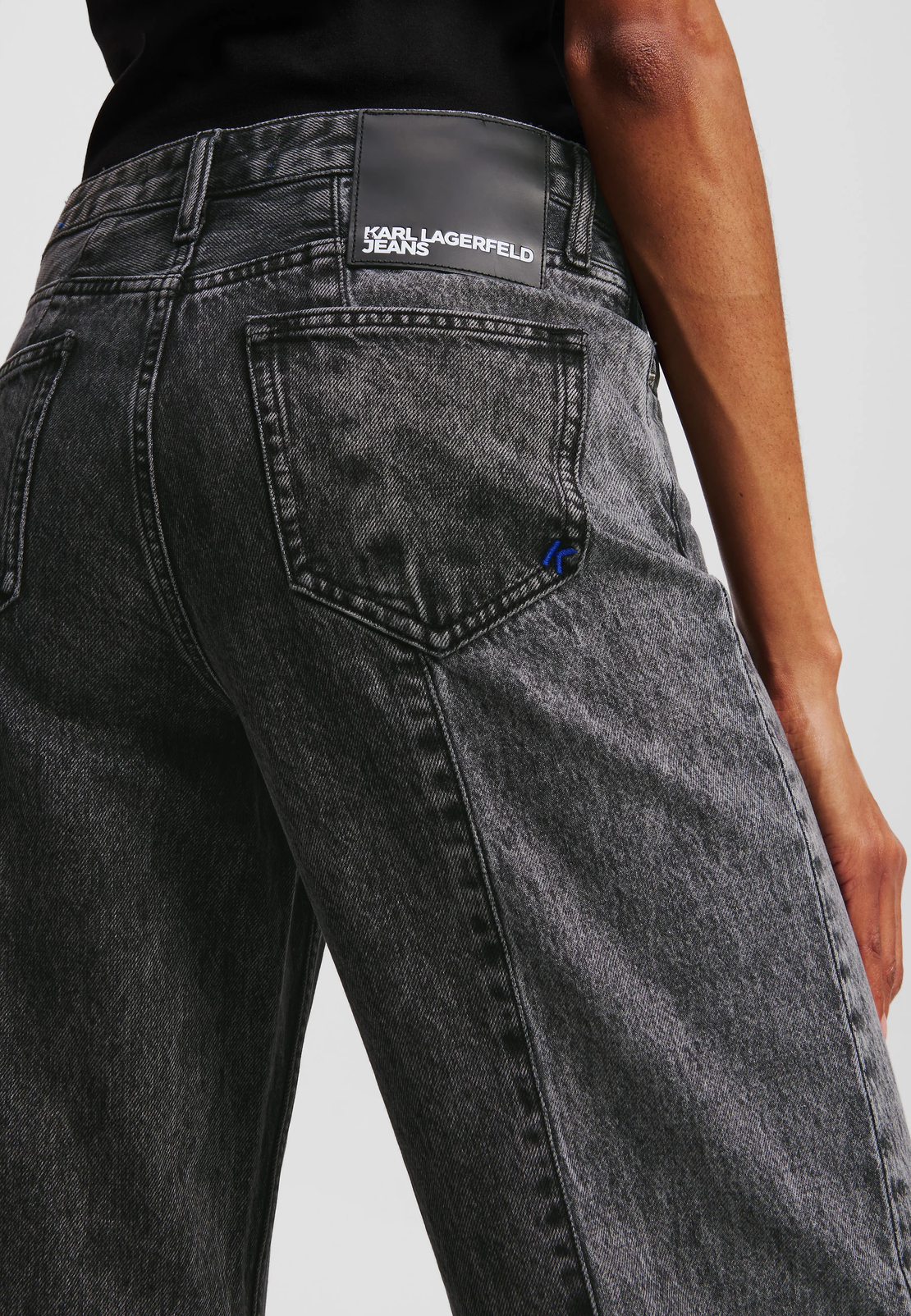 Karl Lagerfeld Jeans Relaxed Denim • 28/30