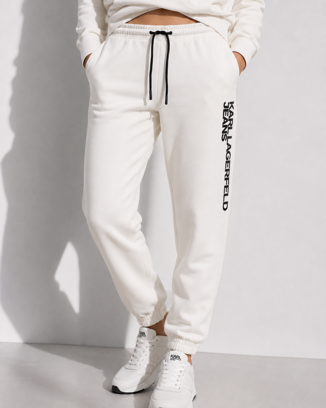 Karl Lagerfeld Jeans Sweatpant • M