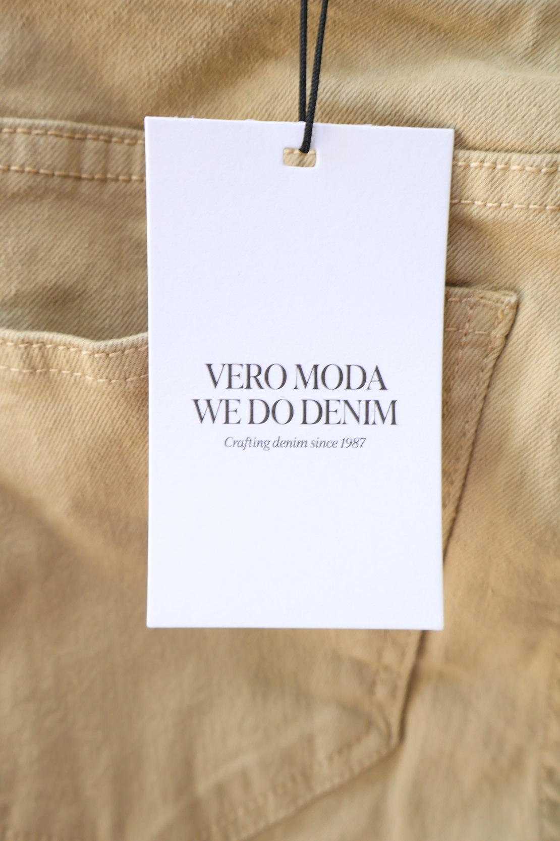 Vero Moda Бежови slim fit дънки • S/M