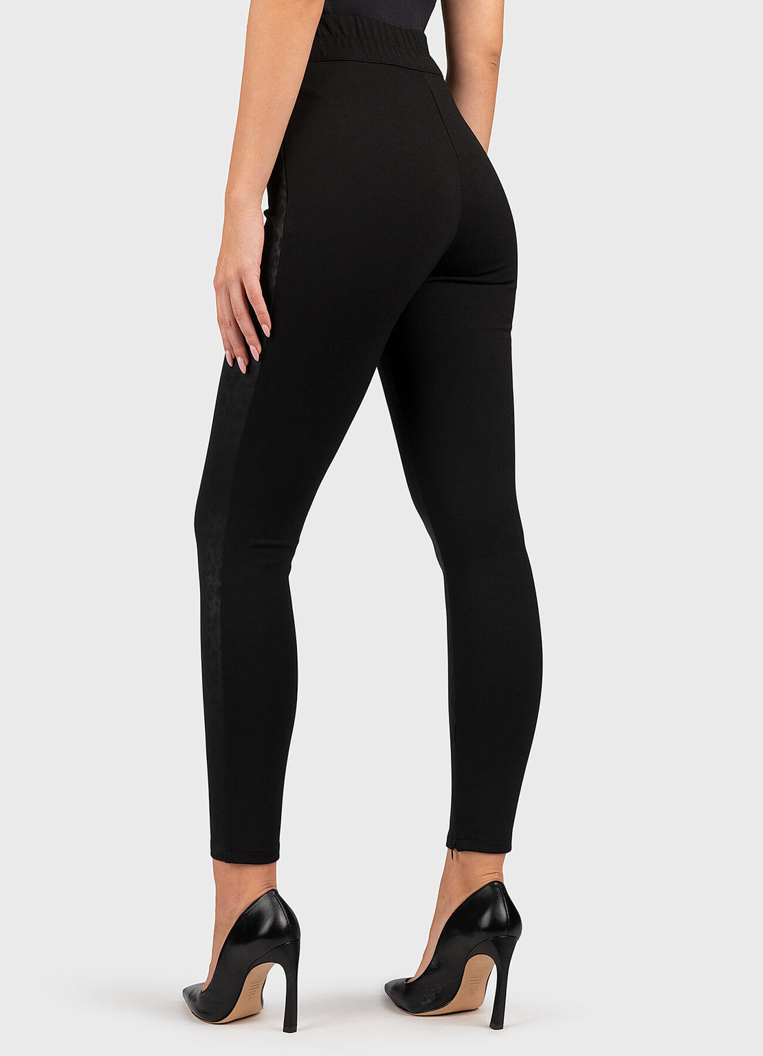 Guess New Priscilla Leggings • M