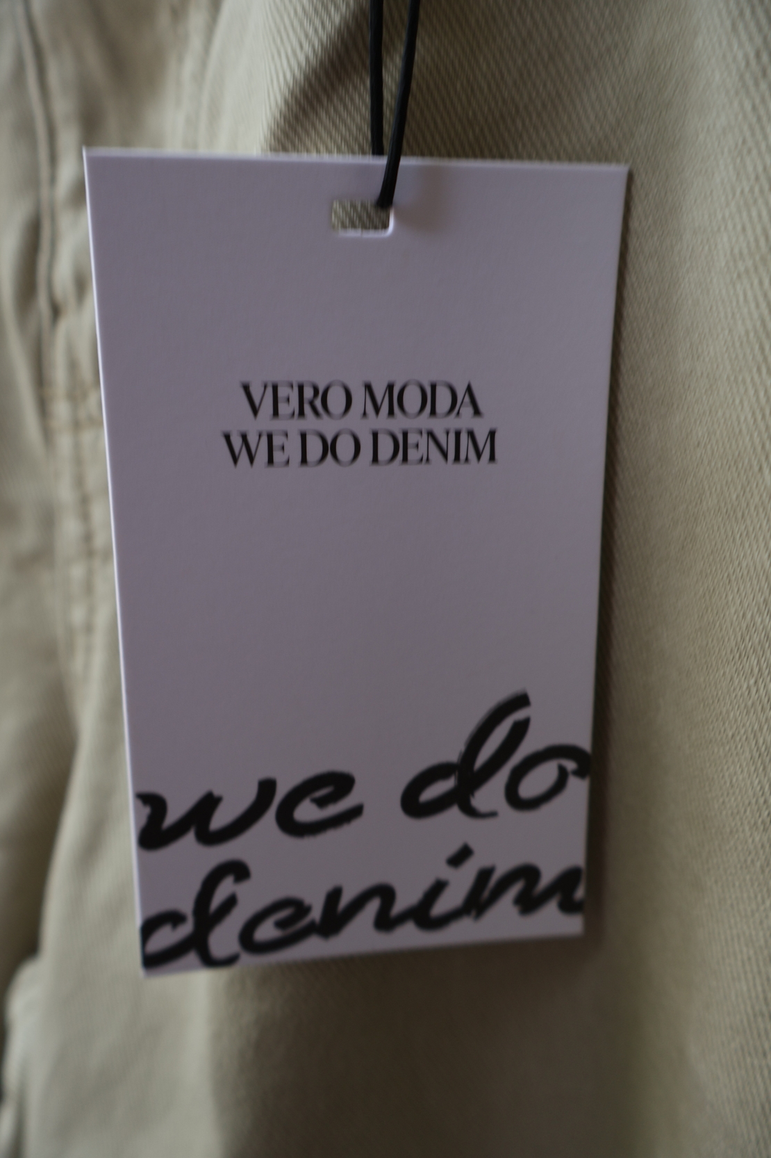 Vero Moda Дънки с широк крачол и колан • W28/32