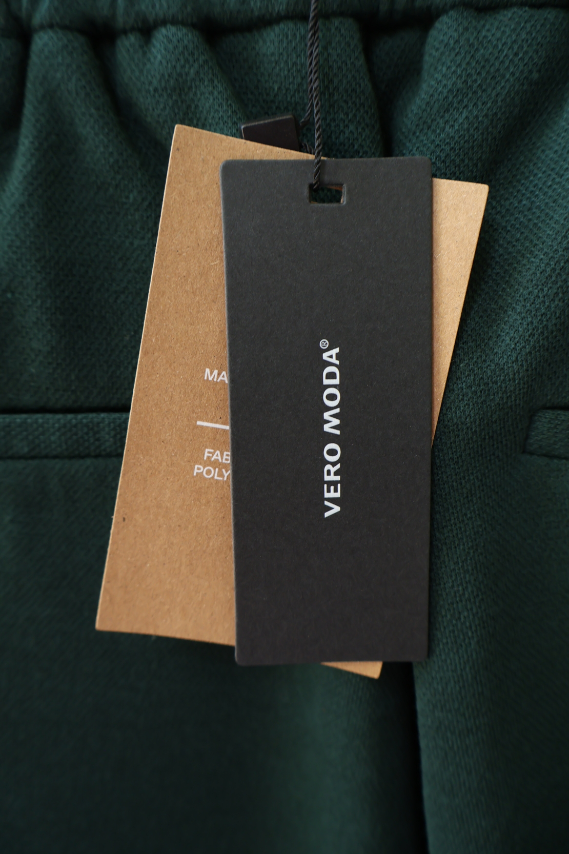 Vero Moda Тъмнозелен елегантен панталон • М