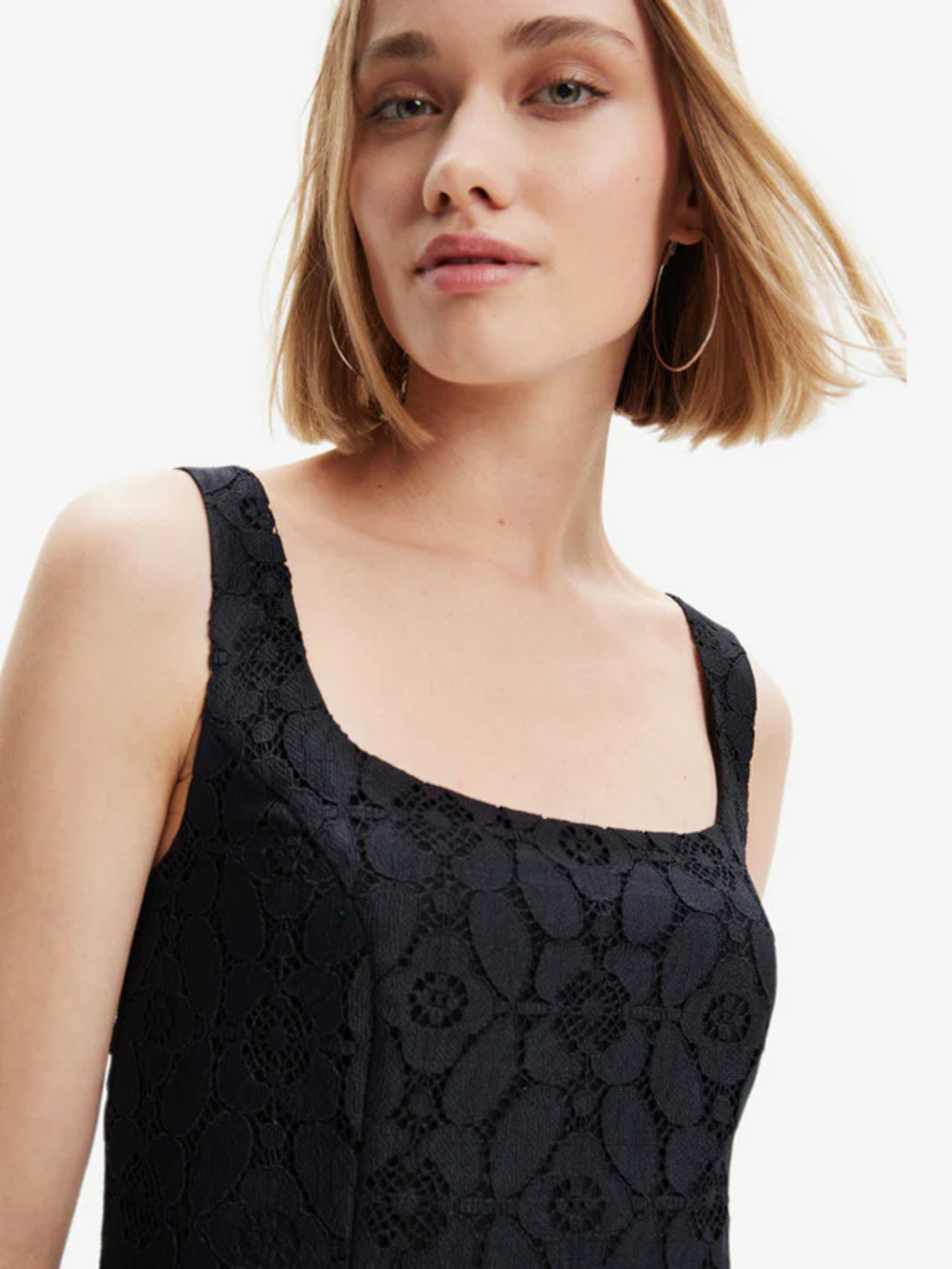 Desigual Newcastle Дантелена рокля • M
