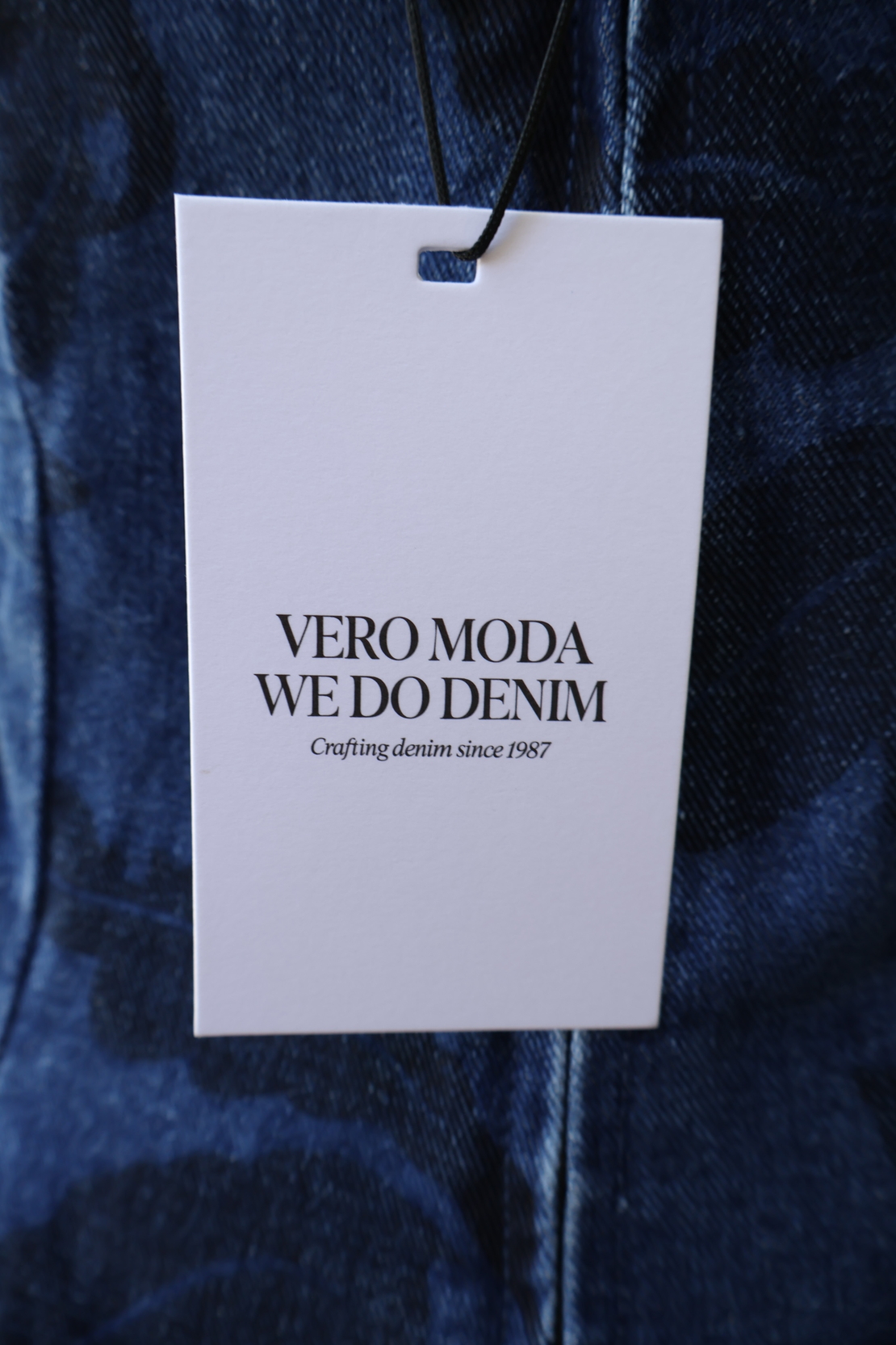 Vero Moda Деним бюстие с флорален принт • M