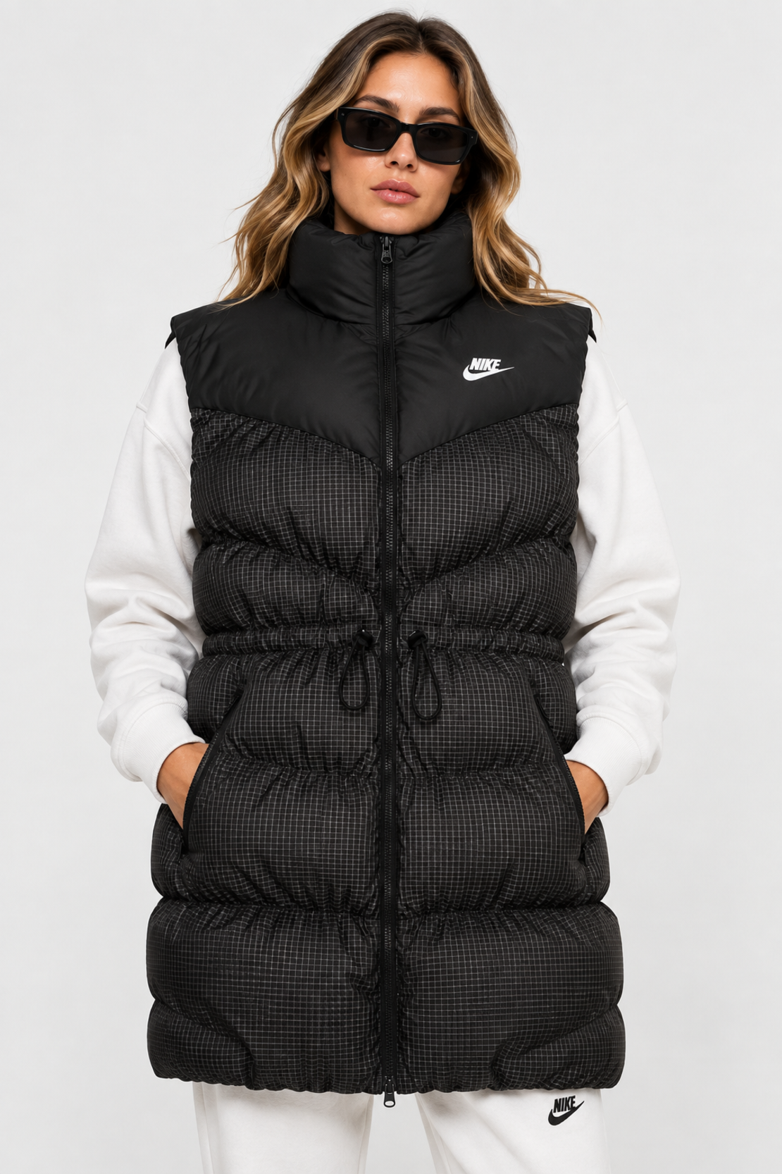 Nike Sportswear дамска пухена грейка • M