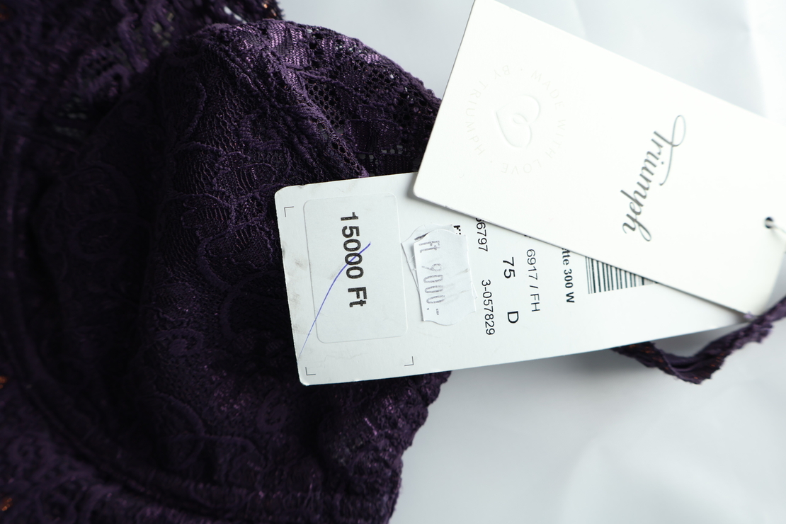 Triumph Tempting Lace Bra • 75D