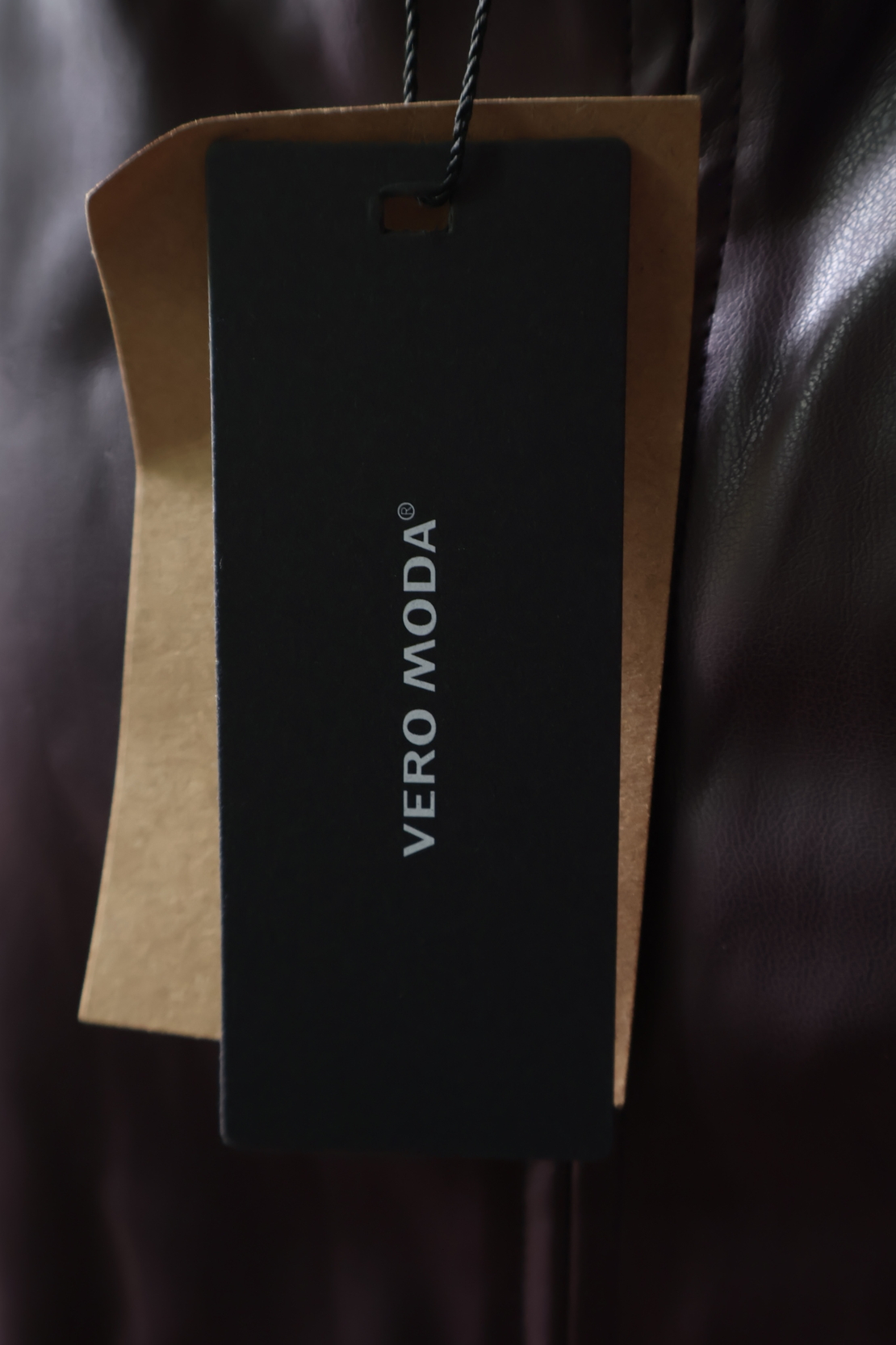 Vero Moda Пола от еко кожа • M
