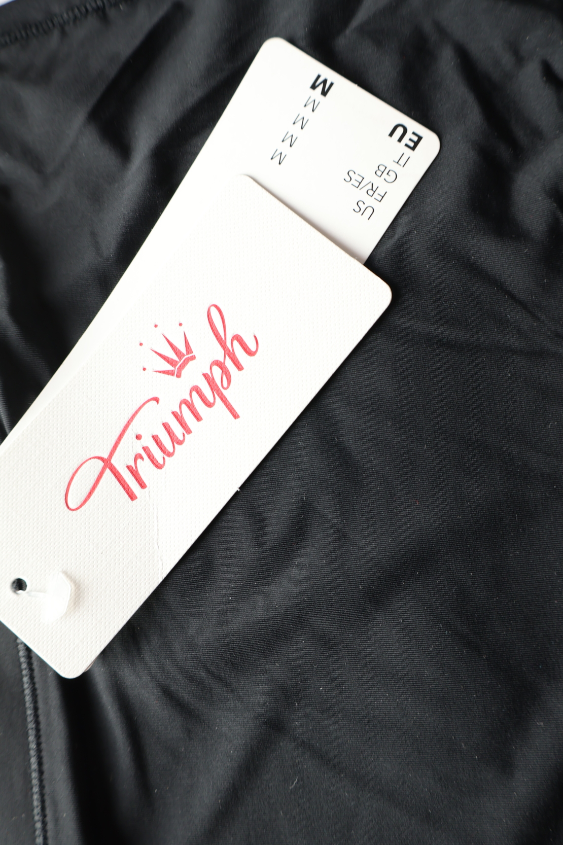 Triumph Seamless High Waist Shaping Briefs • M