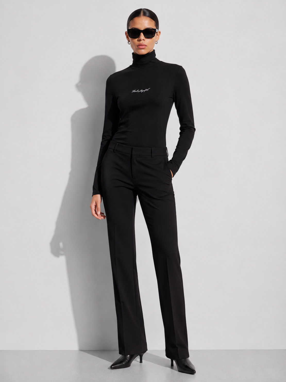 Karl Lagerfeld Signature • S