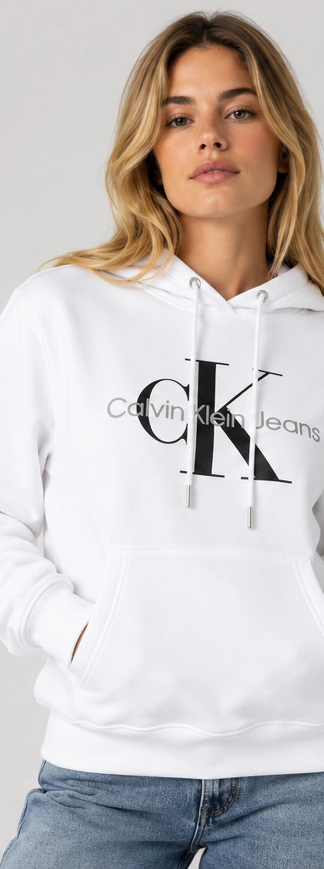 Calvin Klein Jeans Core Monogram суичър • M