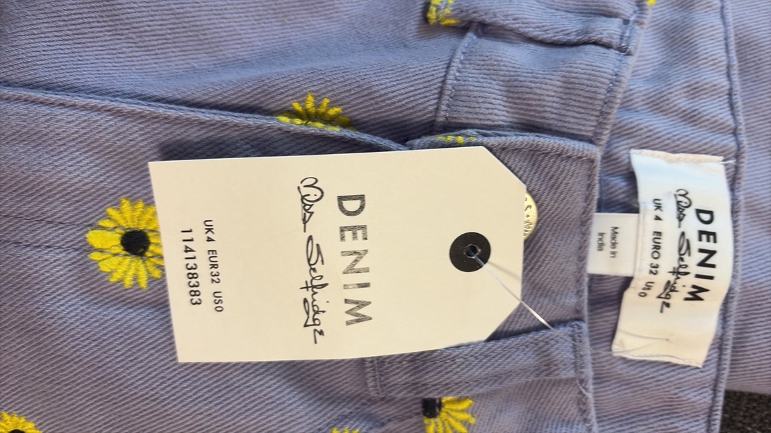 Miss Selfridge дънки с бродирани цветя • 32/S/XS