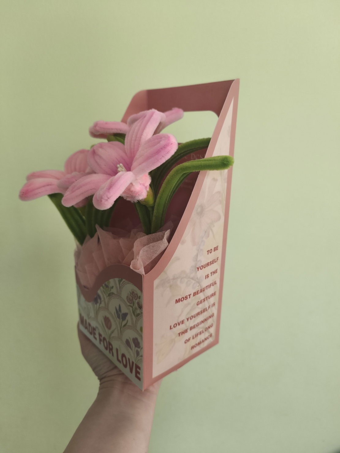 Кутия Light Pink  Bloom