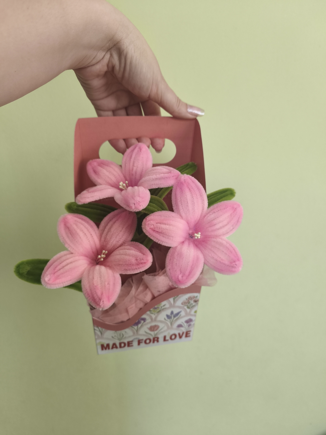 Кутия Light Pink  Bloom
