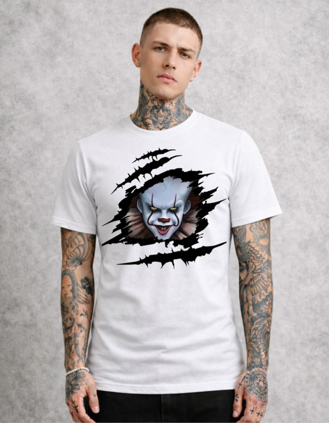 Тениска с артистичен визуален ефект