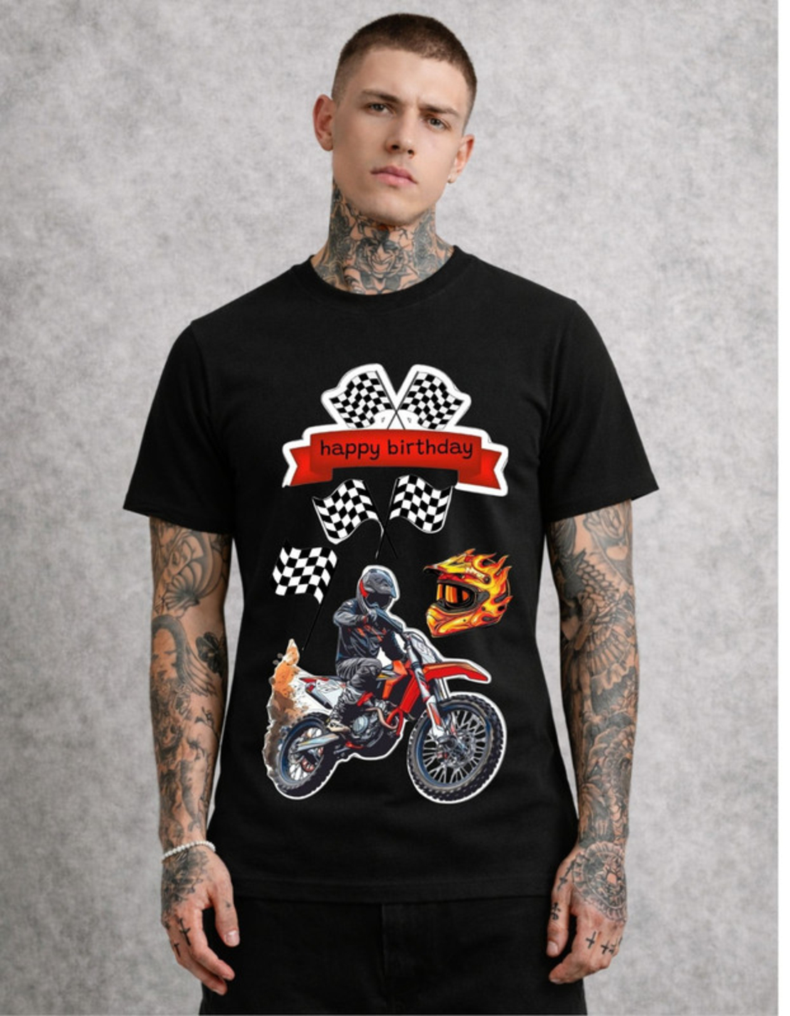 Тениска с силен визуален характер