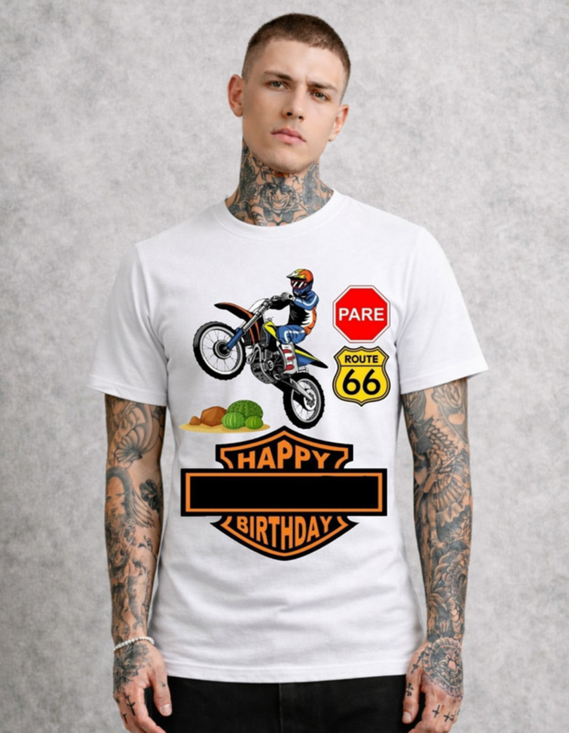 Тениска с модерен визуален баланс