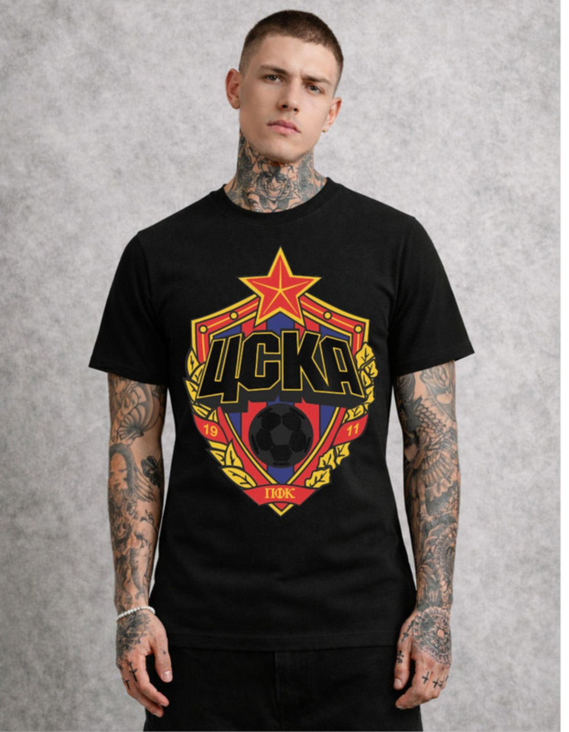 Тениска с модерно креативно излъчване