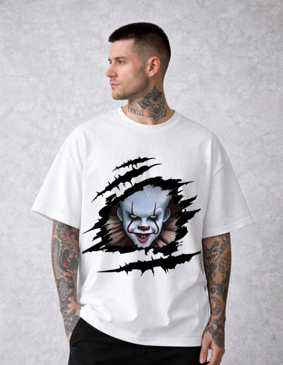 Oversized - Тениска с типографска композиция