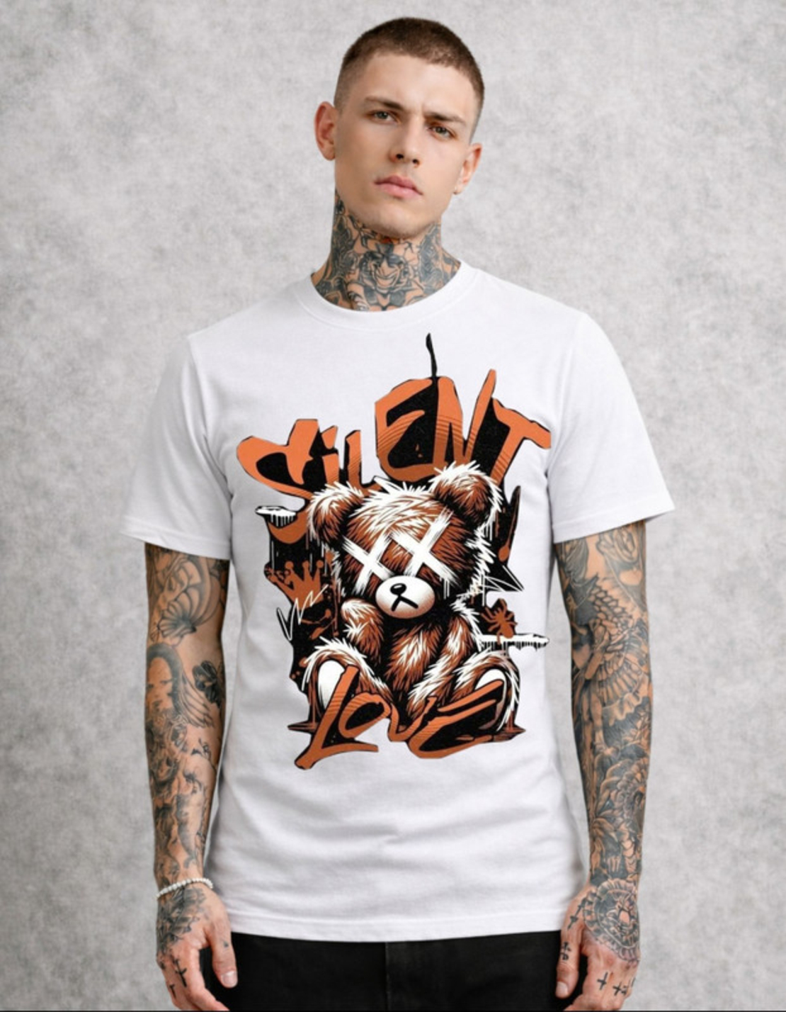 Тениска с визуално отличим принт