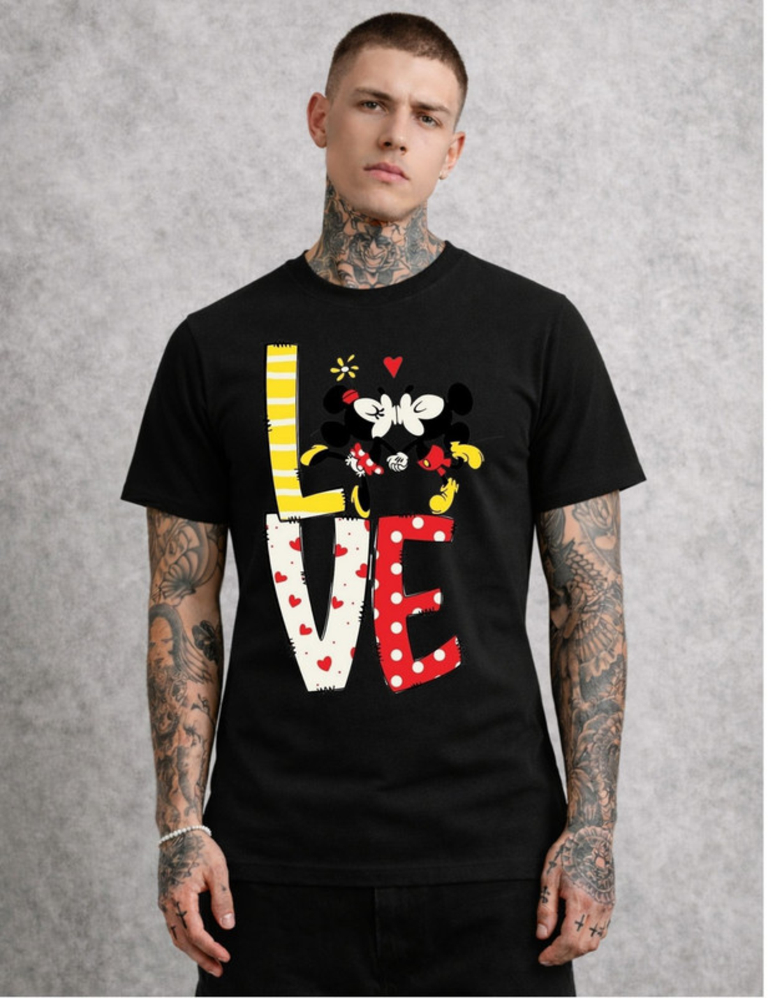 Градска тениска с дизайнерска визия