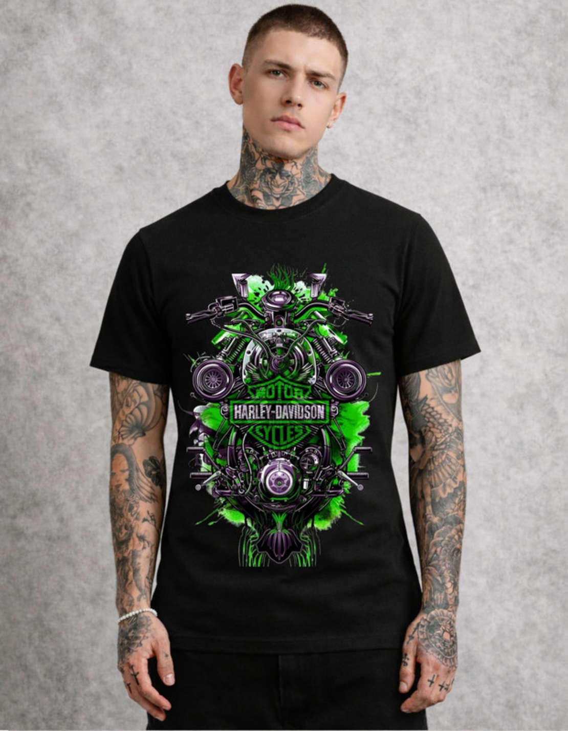 Тениска с оригинална дизайнерска линия