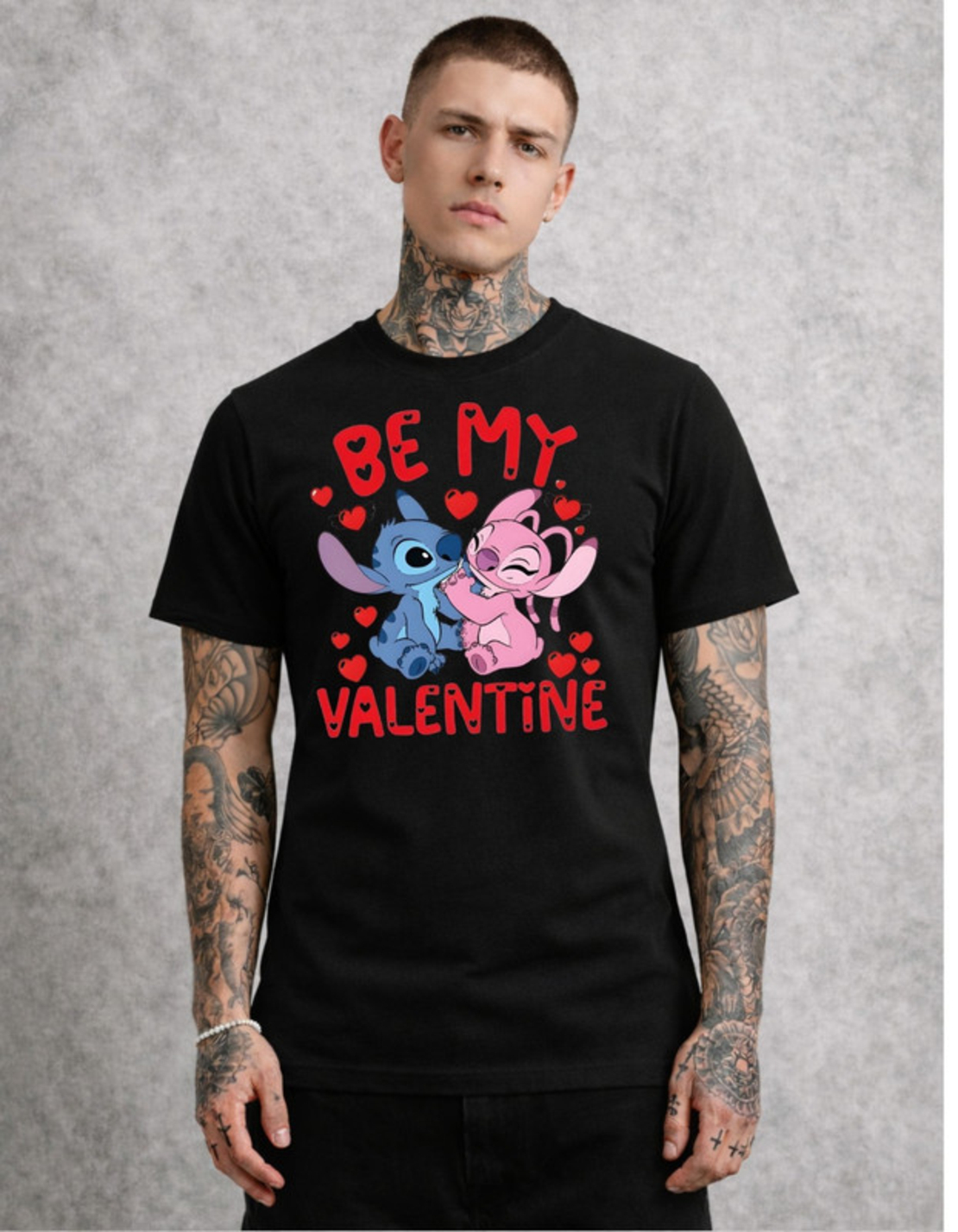 Тениска с модерен артистичен акцент