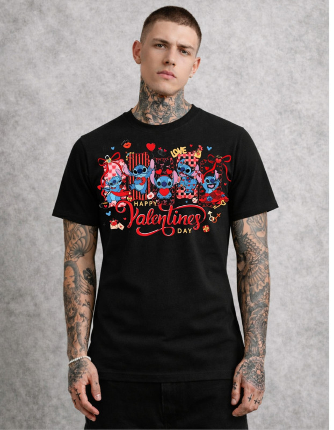 Тениска с креативна визуална идентичност