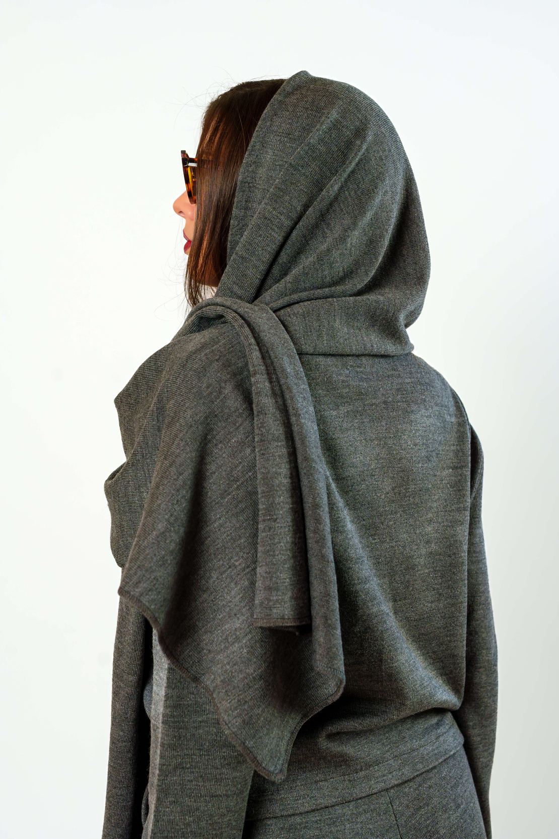 Блуза с яка/качулка Grey whisper