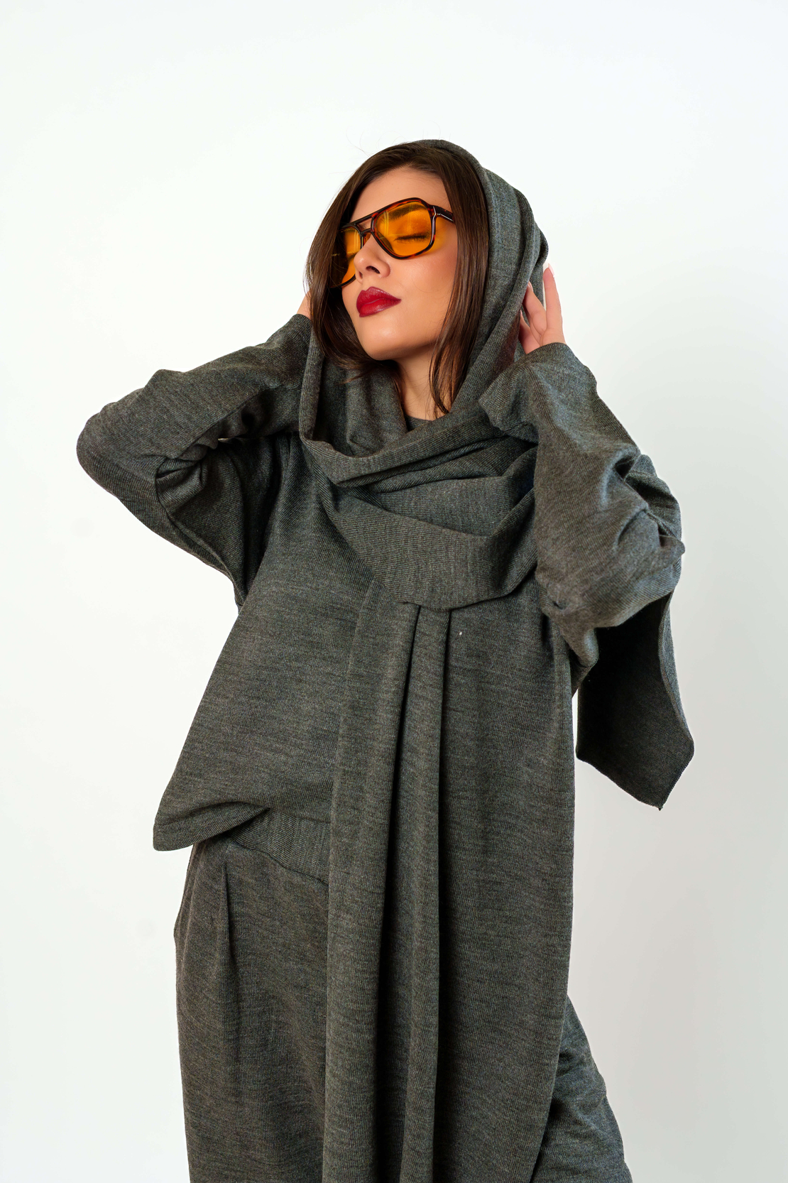 Блуза с яка/качулка Grey whisper