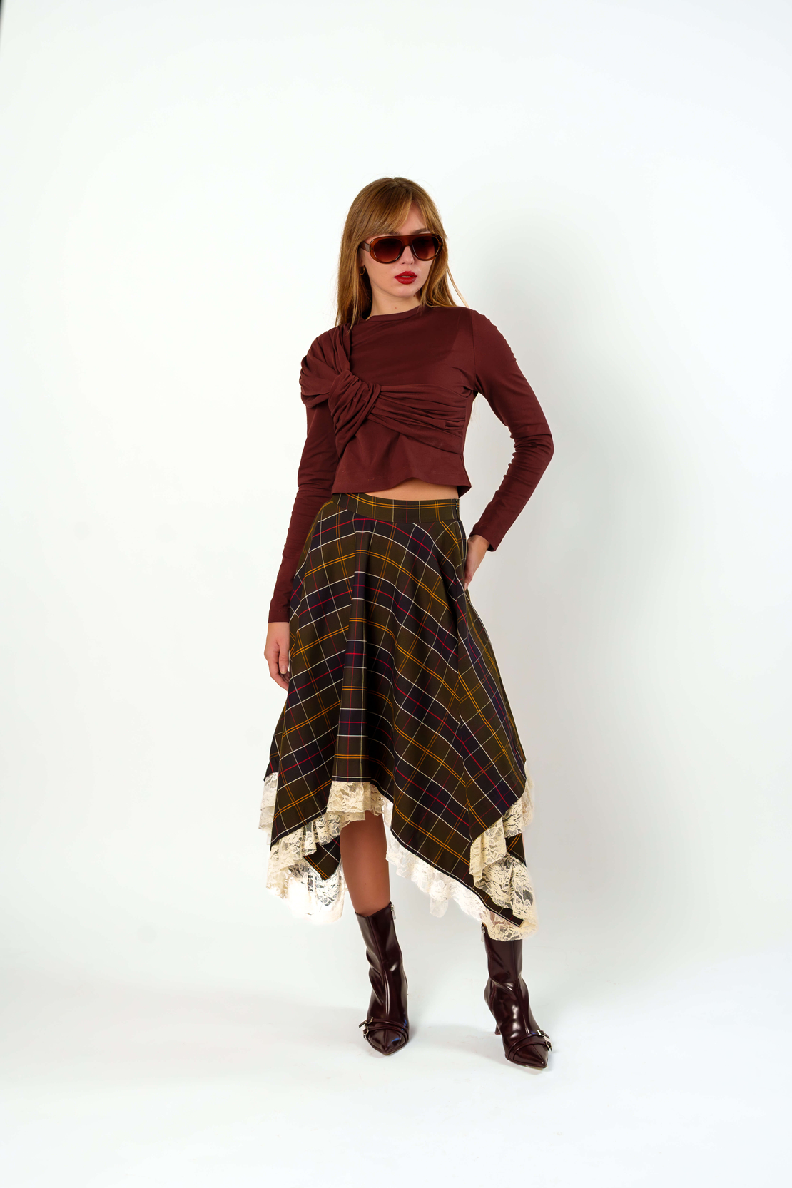 Пола - Lace and grid