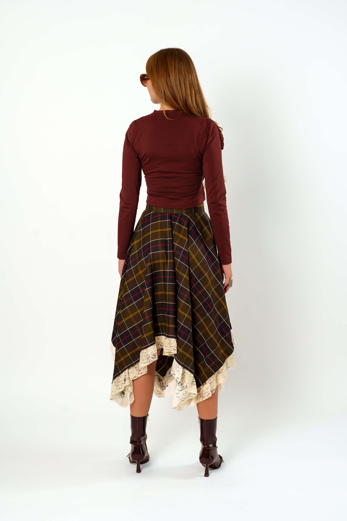 Пола - Lace and grid