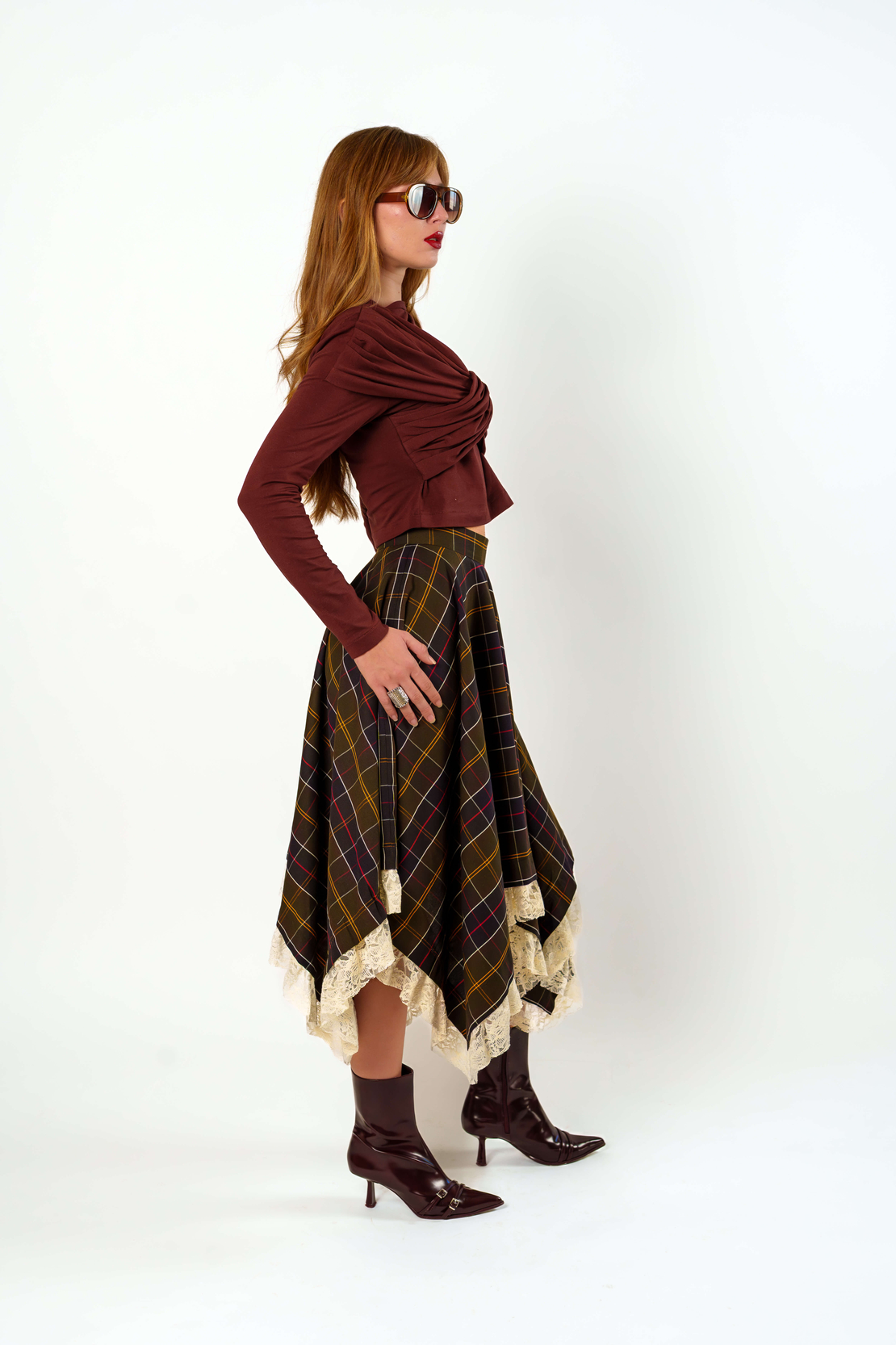 Пола - Lace and grid