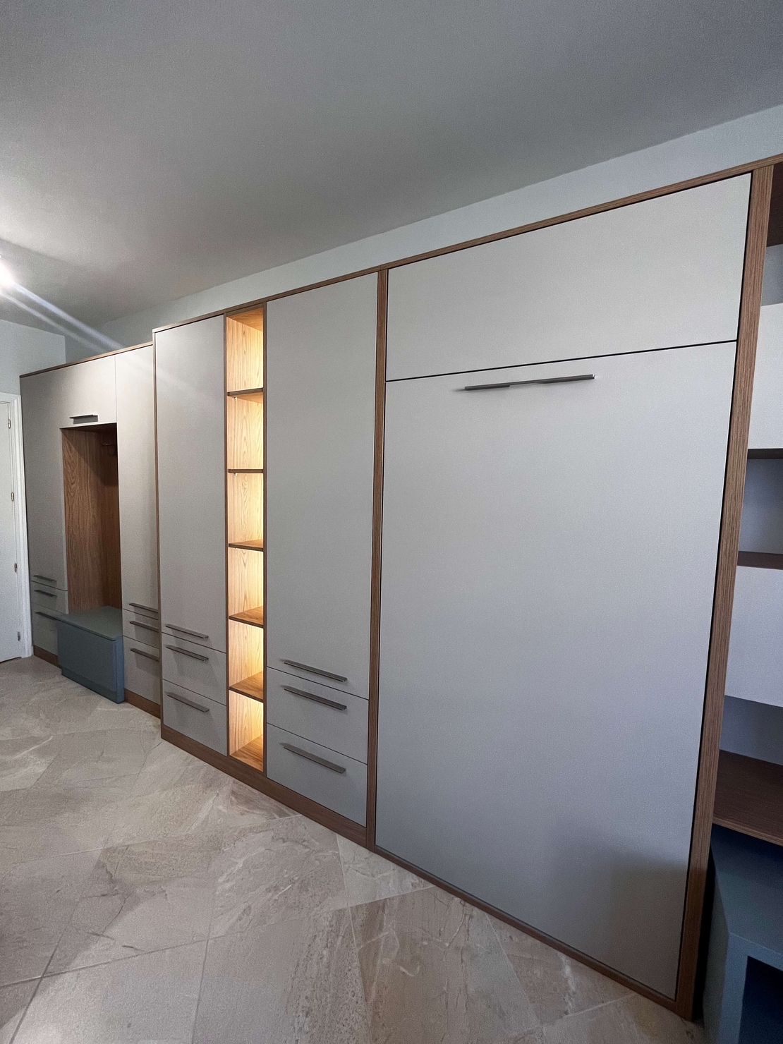 Модул „Eтажерка“