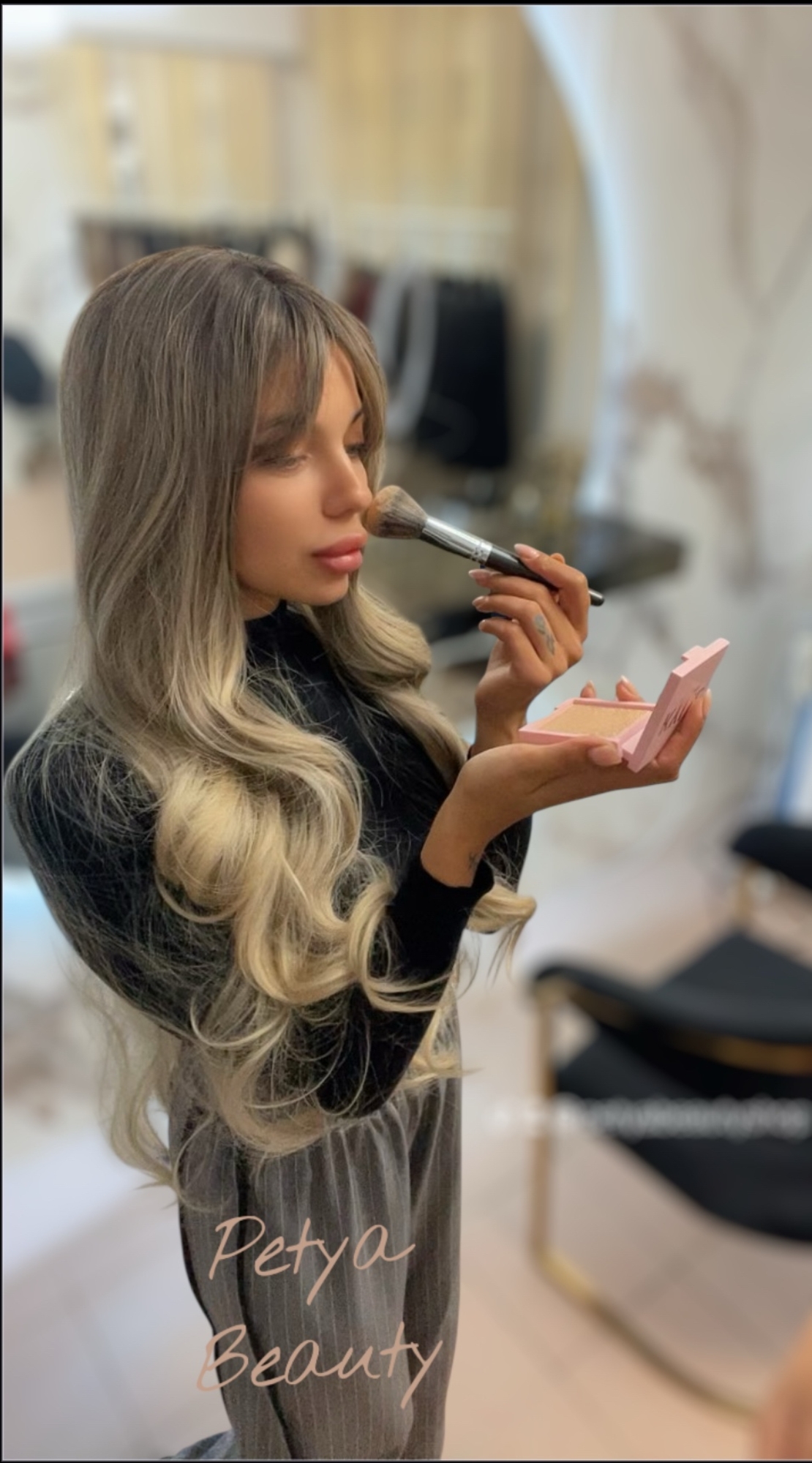 Перука - КАРИНА