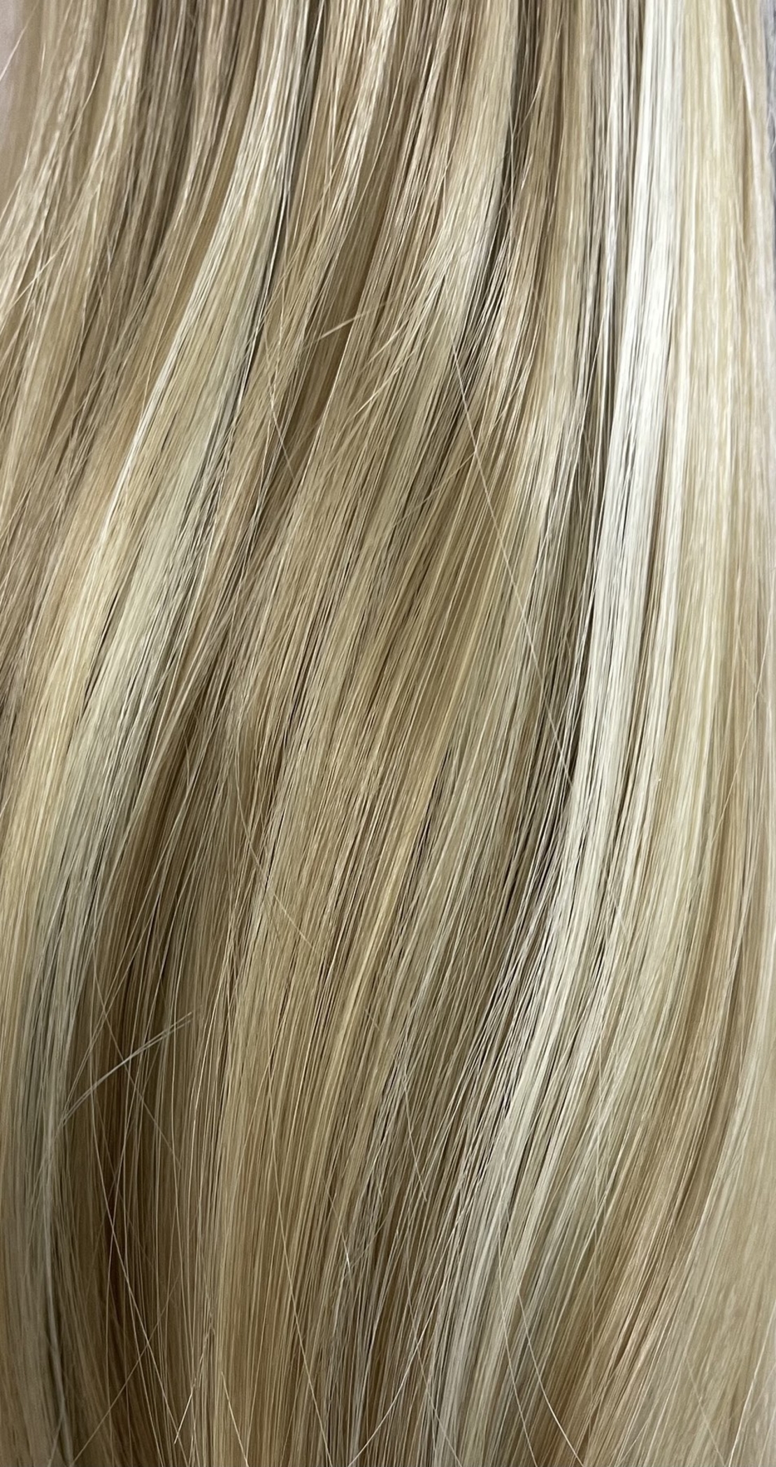 Опашка с мрежа и ластик - Тъмно русо с бели кичури