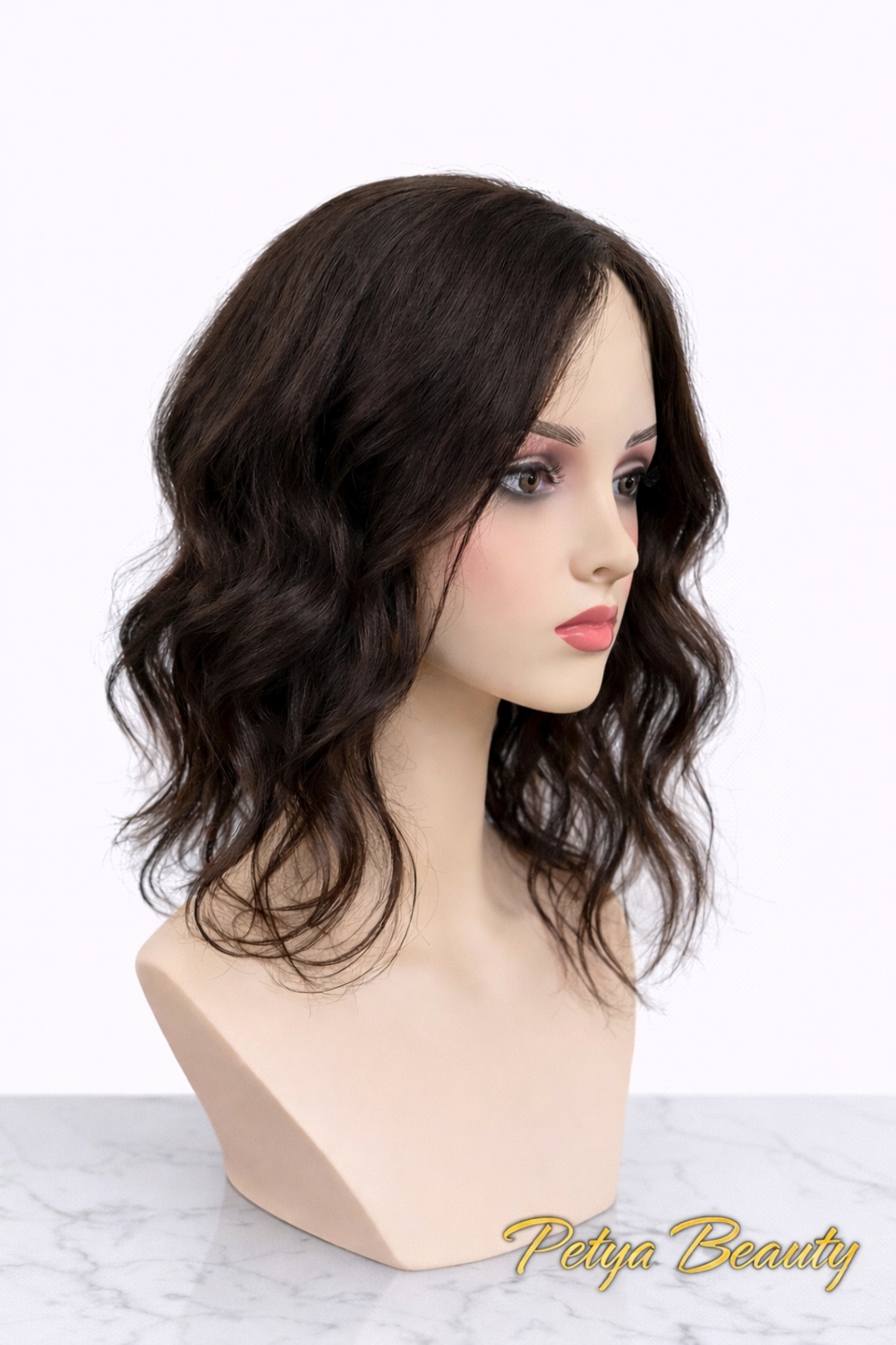 /ПРЕМИУМ/ Тупе - 100% естествен косъм - Тъмно кестеняво (вълни)