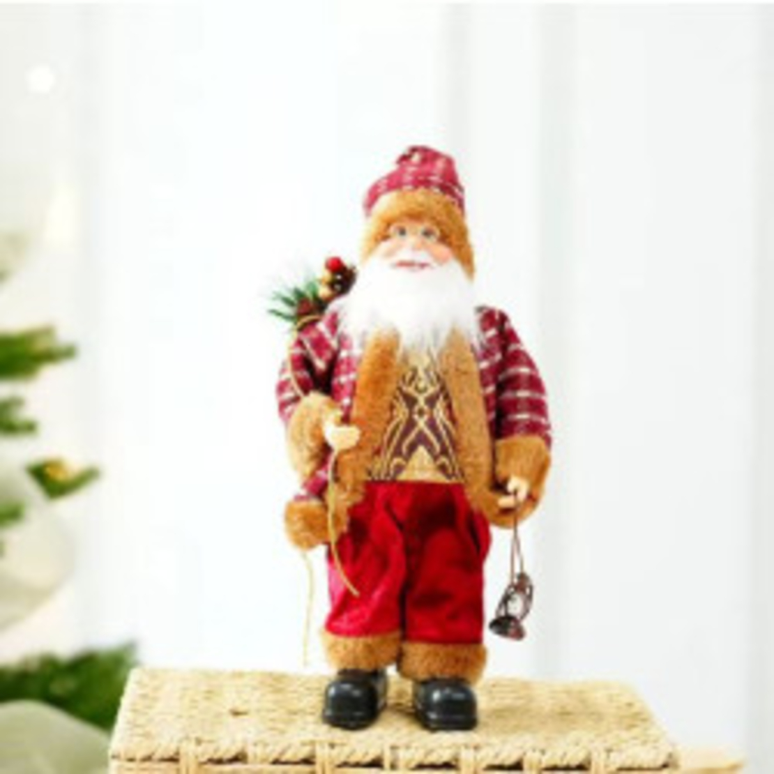 Фигурка Дядо Коледа с чувал и фенер 30 см.