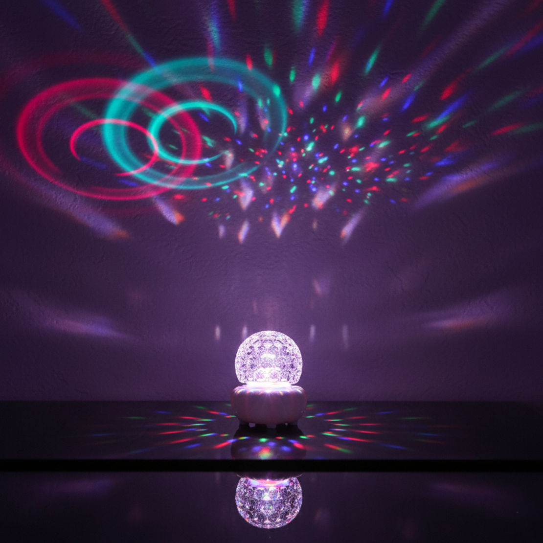 Коледна кристална въртяща се топка LED светлина