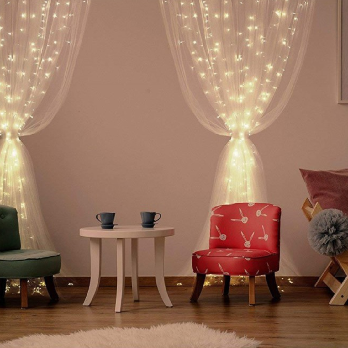 Светеща LED завеса с 400 лампички