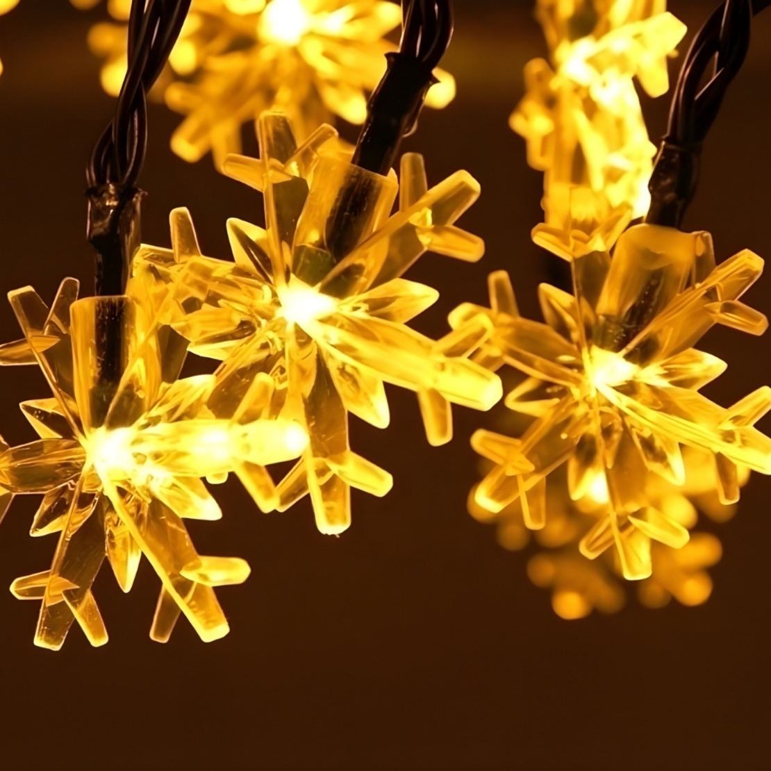 Многоцветни коледни LED лампички със снежинки - Многоцветни дължина - 5м 28бр лампички